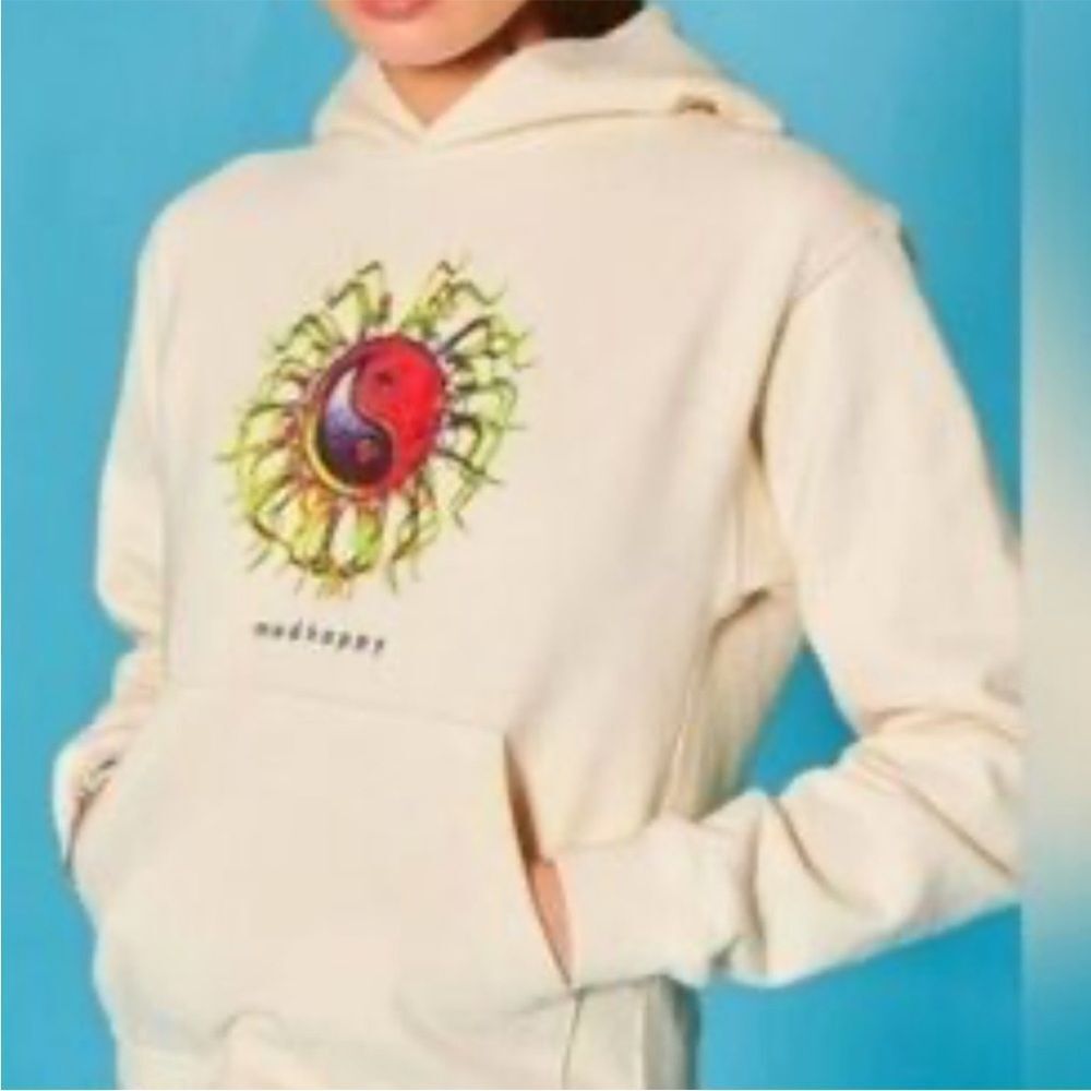 NEW MADHAPPY limited edition ying yang cream hoodie size S‎